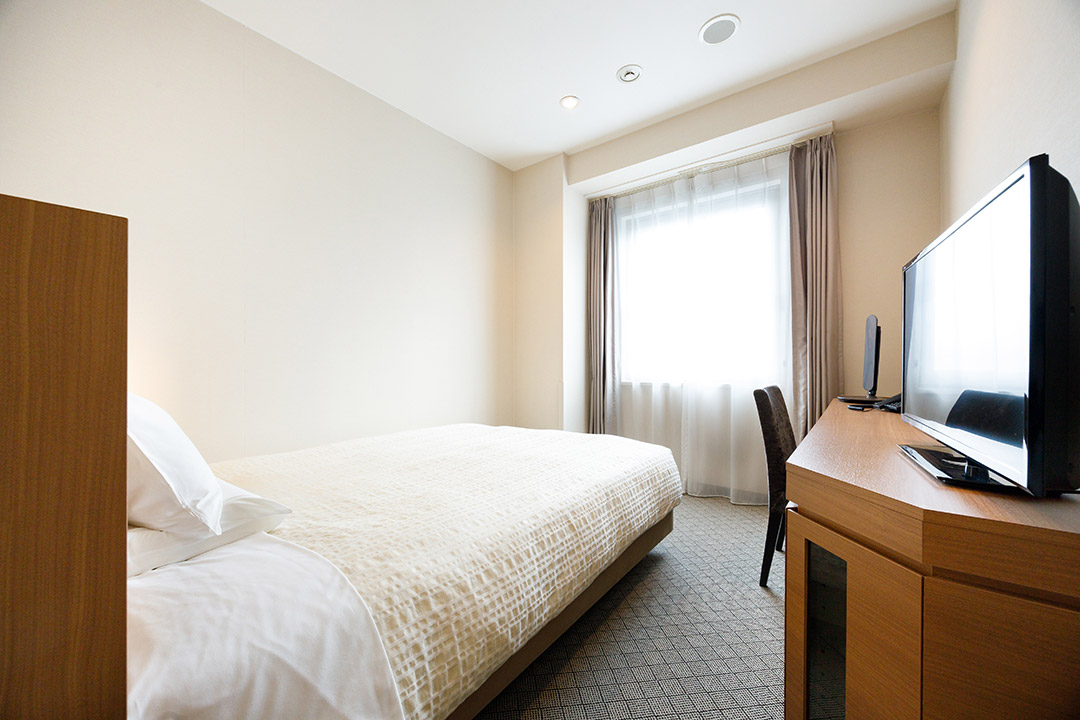 Single bed (for 2 persons)